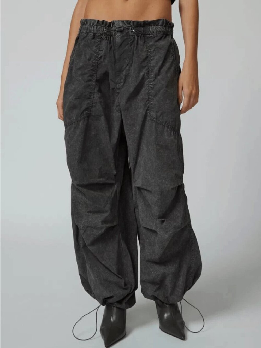 Urban Outfitters Sloan Women’s Nylon Baggy Parachute Pants Size XS/Small